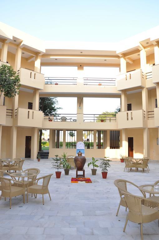 Kadamb Kunj Resort Bharatpur Exterior foto
